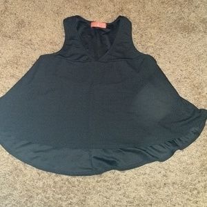 Black cropped tank top